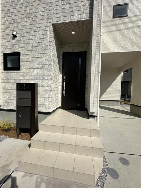 草加市新善町　新築一戸建て　5号棟