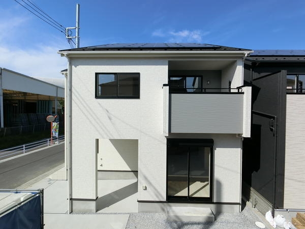 草加市新善町　新築一戸建て　5号棟