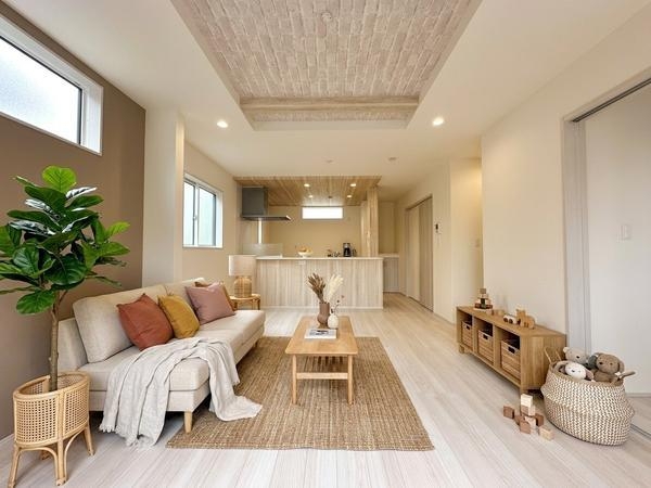 草加市新善町　新築一戸建て　1号棟