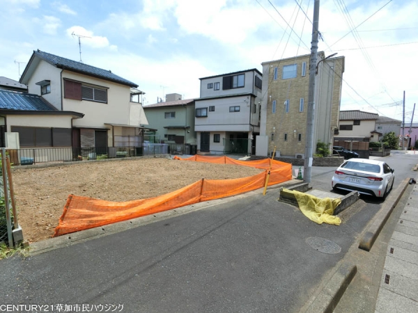 草加市北谷3丁目　売地