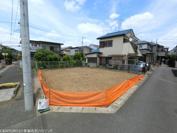 草加市北谷３丁目の土地