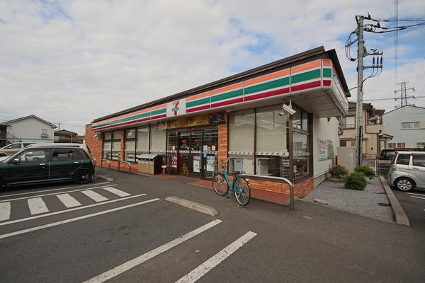 草加市手代3丁目　新築一戸建て　4期(セブンイレブン　草加吉町１丁目店)