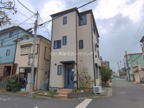 草加市小山2丁目　中古一戸建て