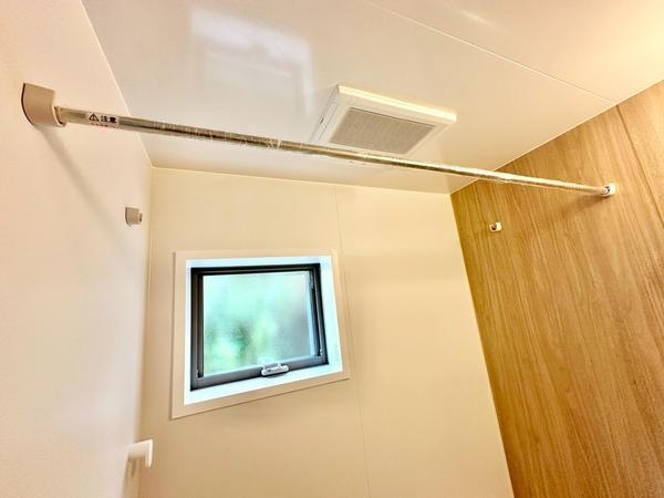 八潮市鶴ケ曽根　新築一戸建て　II