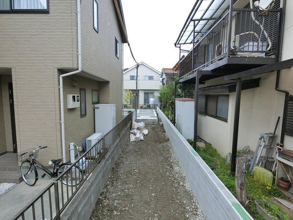 八潮市鶴ケ曽根　新築一戸建て　II
