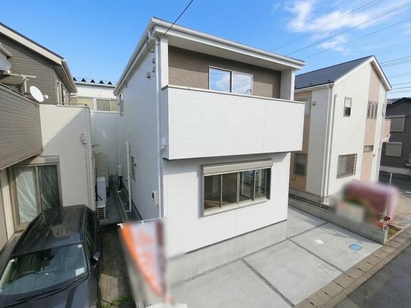 草加市稲荷6丁目　新築一戸建て　4期