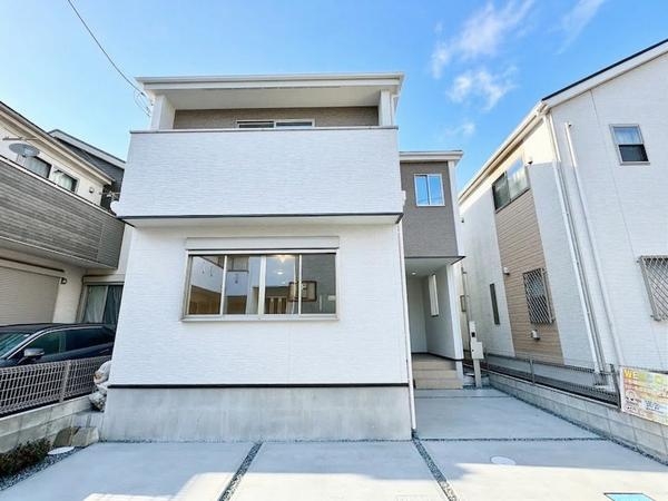 草加市稲荷6丁目　新築一戸建て　4期