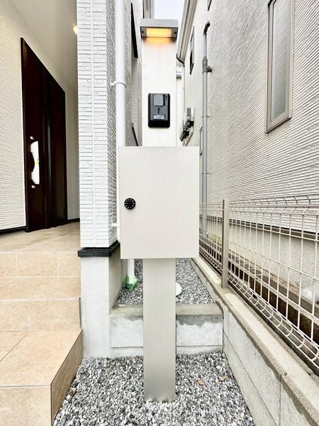 草加市稲荷6丁目　新築一戸建て　4期