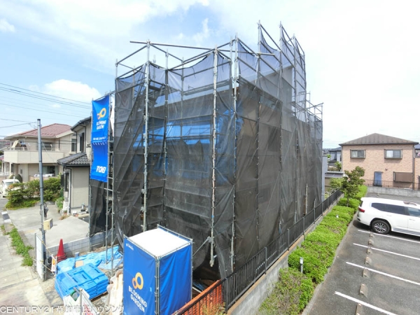 草加市青柳8丁目　新築一戸建て