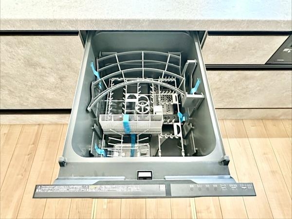 草加市吉町4丁目　新築一戸建て　9期