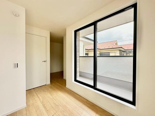 草加市吉町4丁目　新築一戸建て　9期