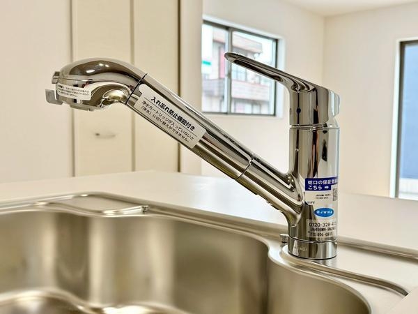 草加市稲荷3丁目　新築一戸建て　5期