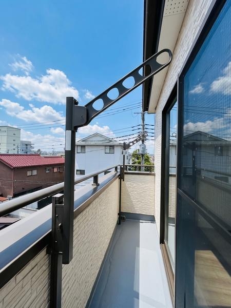草加市新里町の中古一戸建て