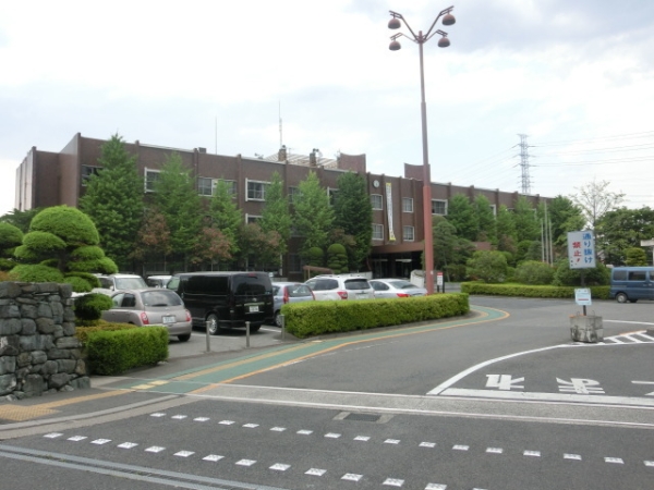 八潮市大字鶴ケ曽根の中古一戸建て(八潮市役所)