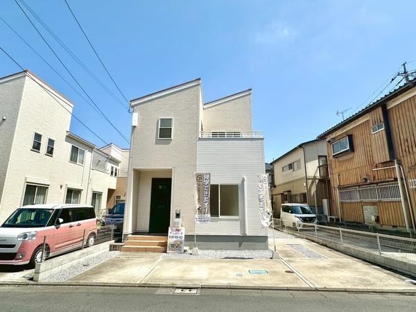八潮市鶴ケ曽根　中古一戸建て