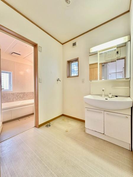 草加市青柳８丁目の中古一戸建て