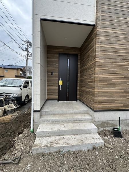 草加市谷塚町　新築一戸建て　26期1号棟