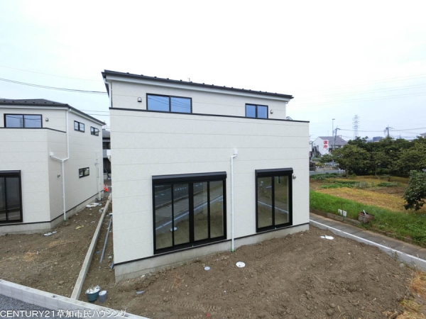 草加市谷塚町　新築一戸建て　26期2号棟