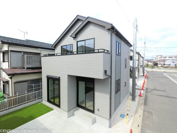 草加市清門3丁目　新築一戸建て　C号棟