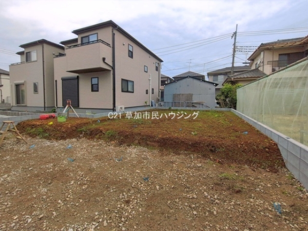 八潮市古新田　新築一戸建て　13期