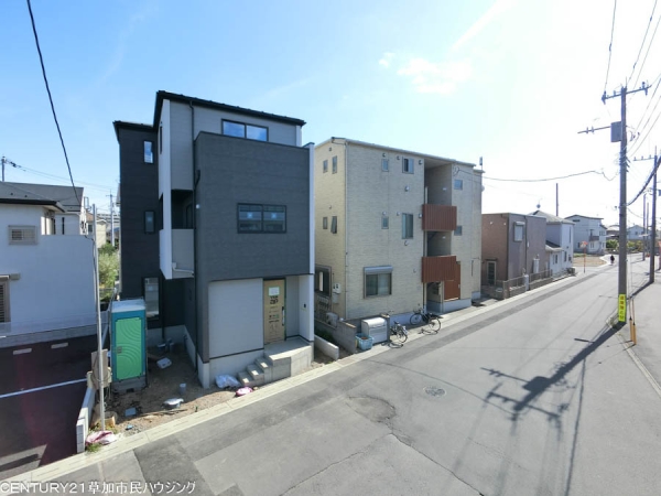 草加市金明町　新築一戸建て　9期
