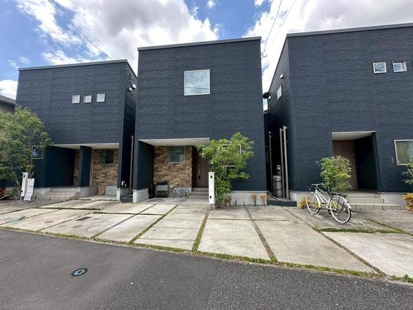 草加市弁天1丁目　中古一戸建て