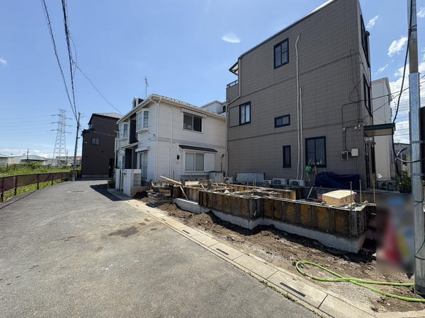 草加市手代3丁目　新築一戸建て　5期