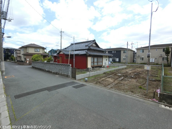 八潮市鶴ケ曽根 新築一戸建て A号棟