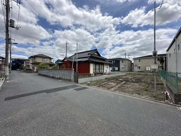 八潮市鶴ケ曽根　新築一戸建て　A号棟