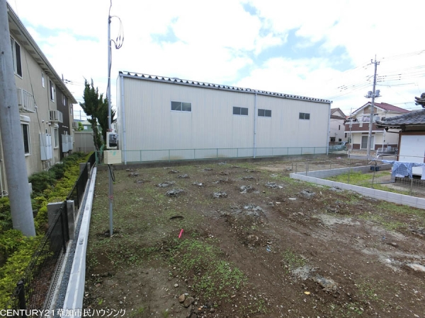 八潮市鶴ケ曽根　新築一戸建て　B号棟