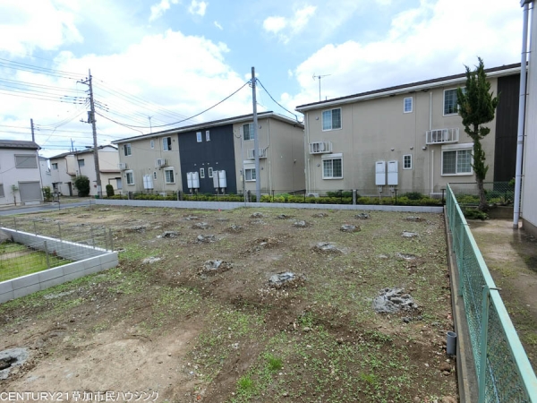 八潮市鶴ケ曽根　新築一戸建て　B号棟