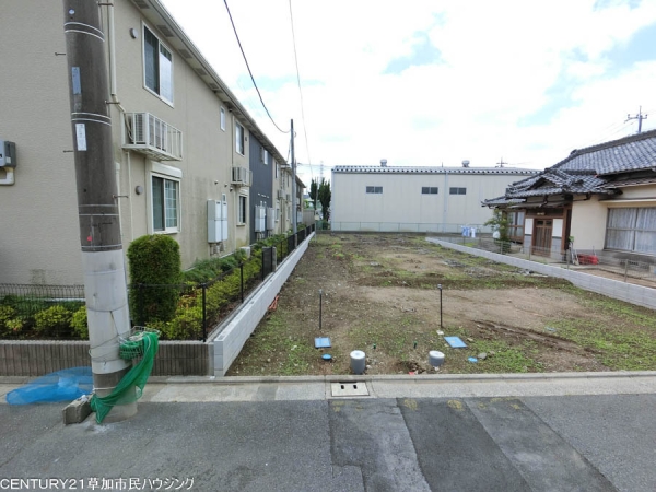 八潮市鶴ケ曽根　新築一戸建て　B号棟
