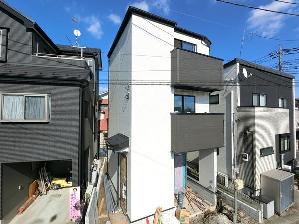 草加市谷塚仲町　新築一戸建て　1期