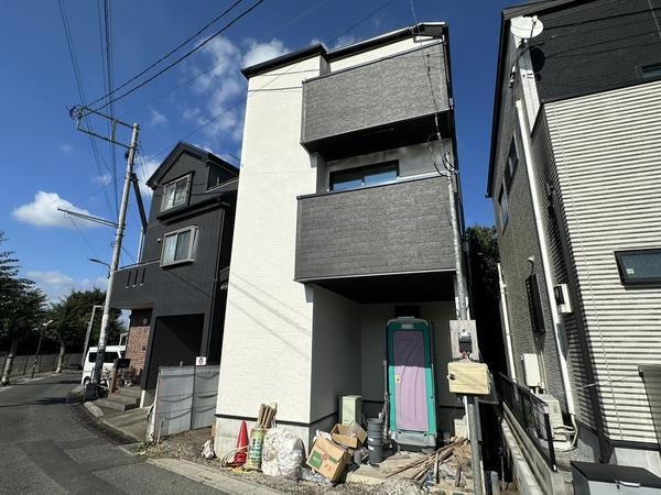 草加市谷塚仲町　新築一戸建て　1期