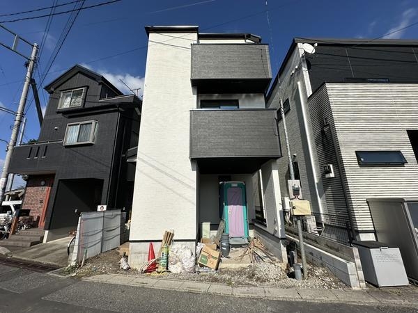 草加市谷塚仲町　新築一戸建て　1期