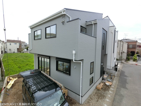 草加市新里町　新築一戸建て　II
