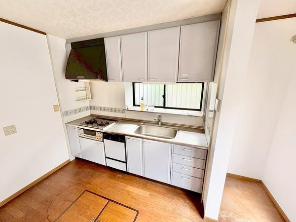 草加市西町の中古一戸建て