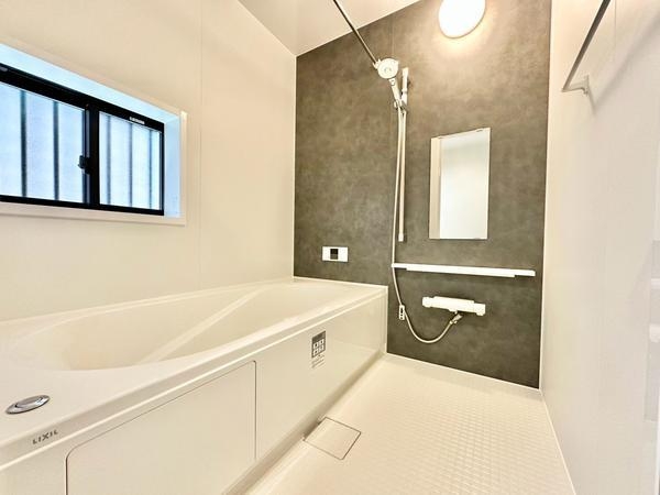 草加市氷川町　新築一戸建て　A号棟