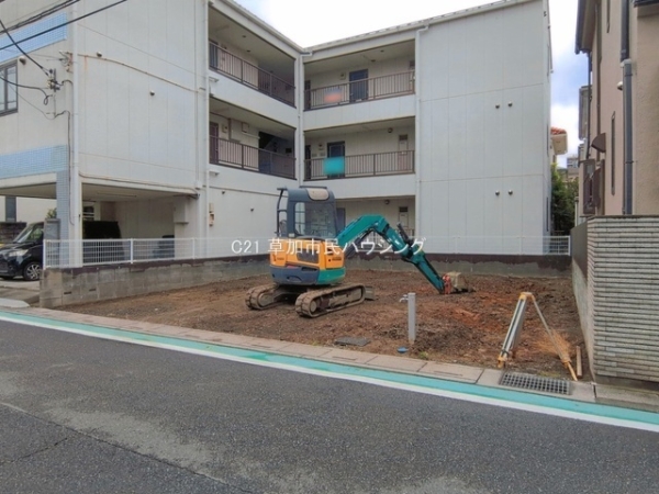 草加市氷川町　建築条件無売地