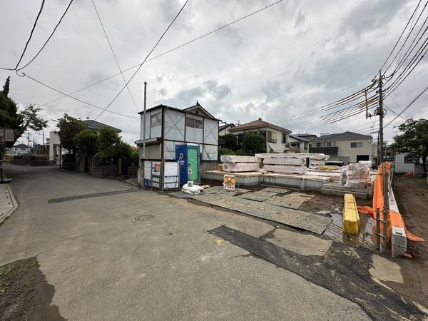 草加市新里町　新築一戸建て　1号棟