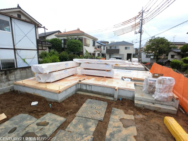 草加市新里町　新築一戸建て　1号棟