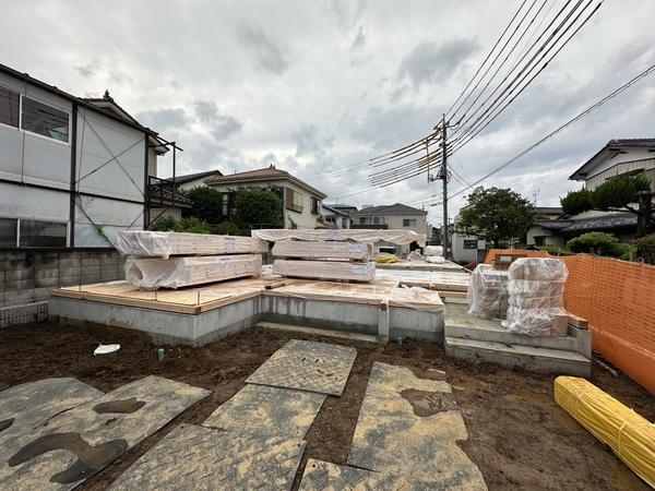 草加市新里町　新築一戸建て　1号棟