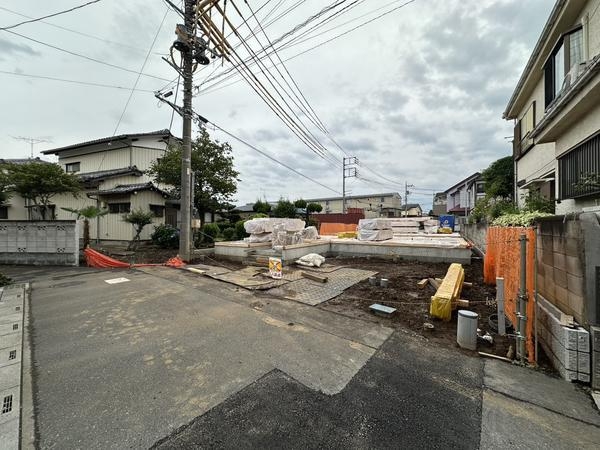 草加市新里町　新築一戸建て　2号棟