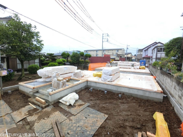 草加市新里町　新築一戸建て　2号棟