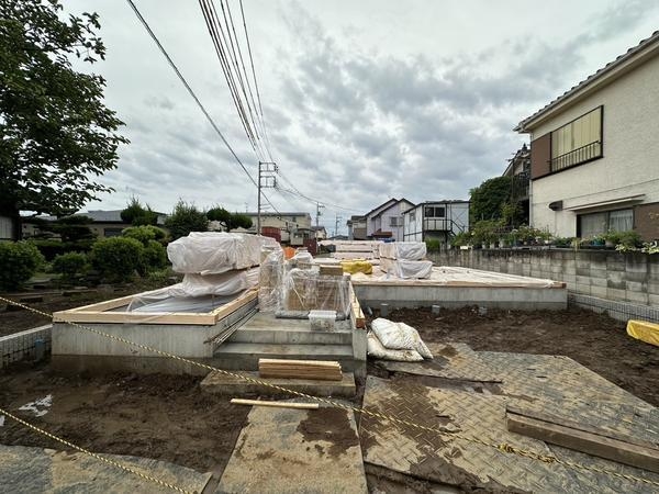 草加市新里町　新築一戸建て　2号棟