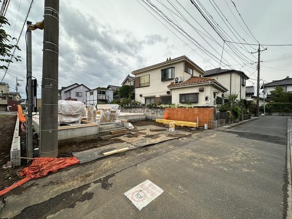 草加市新里町　新築一戸建て　2号棟
