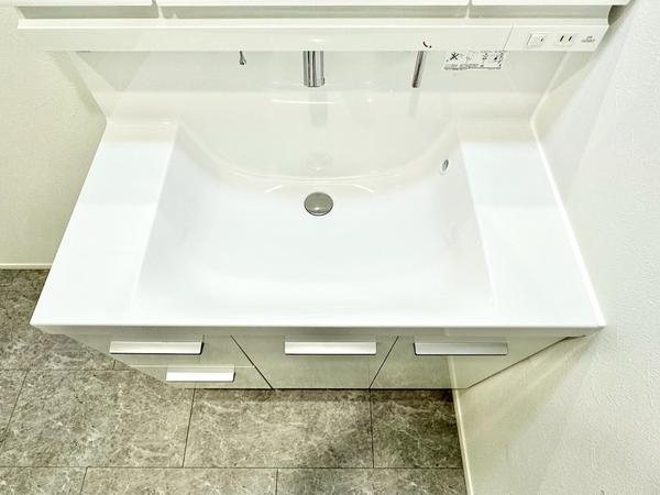 草加市吉町2丁目　新築一戸建て