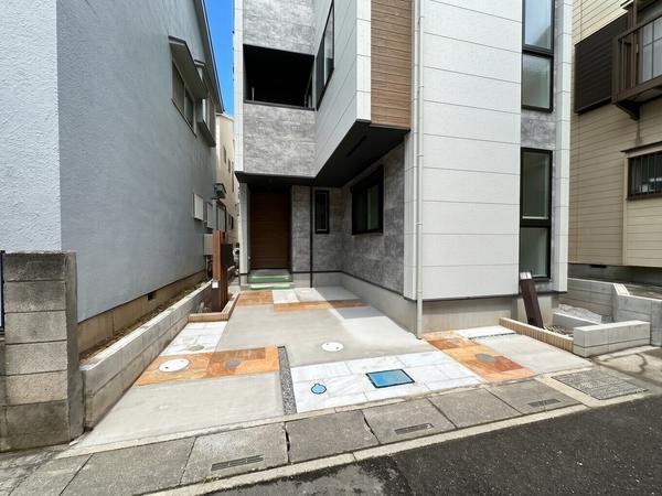 草加市吉町2丁目　新築一戸建て