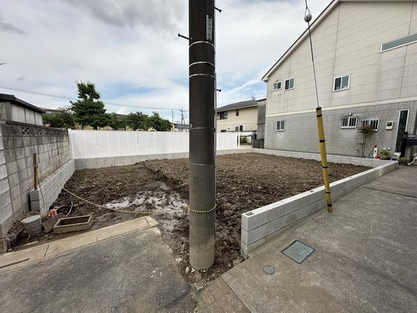 草加市新里町　新築一戸建て