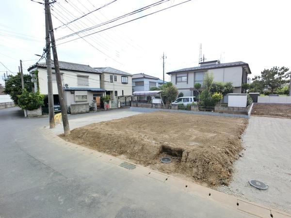 草加市谷塚上町　売地　8期2区画